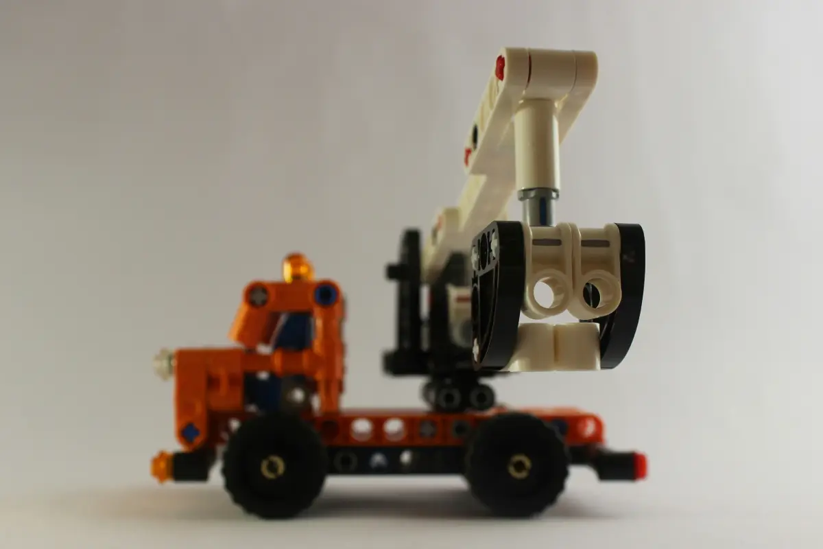 Corso di aggiornamento per addetti alla conduzione di gru per autocarro